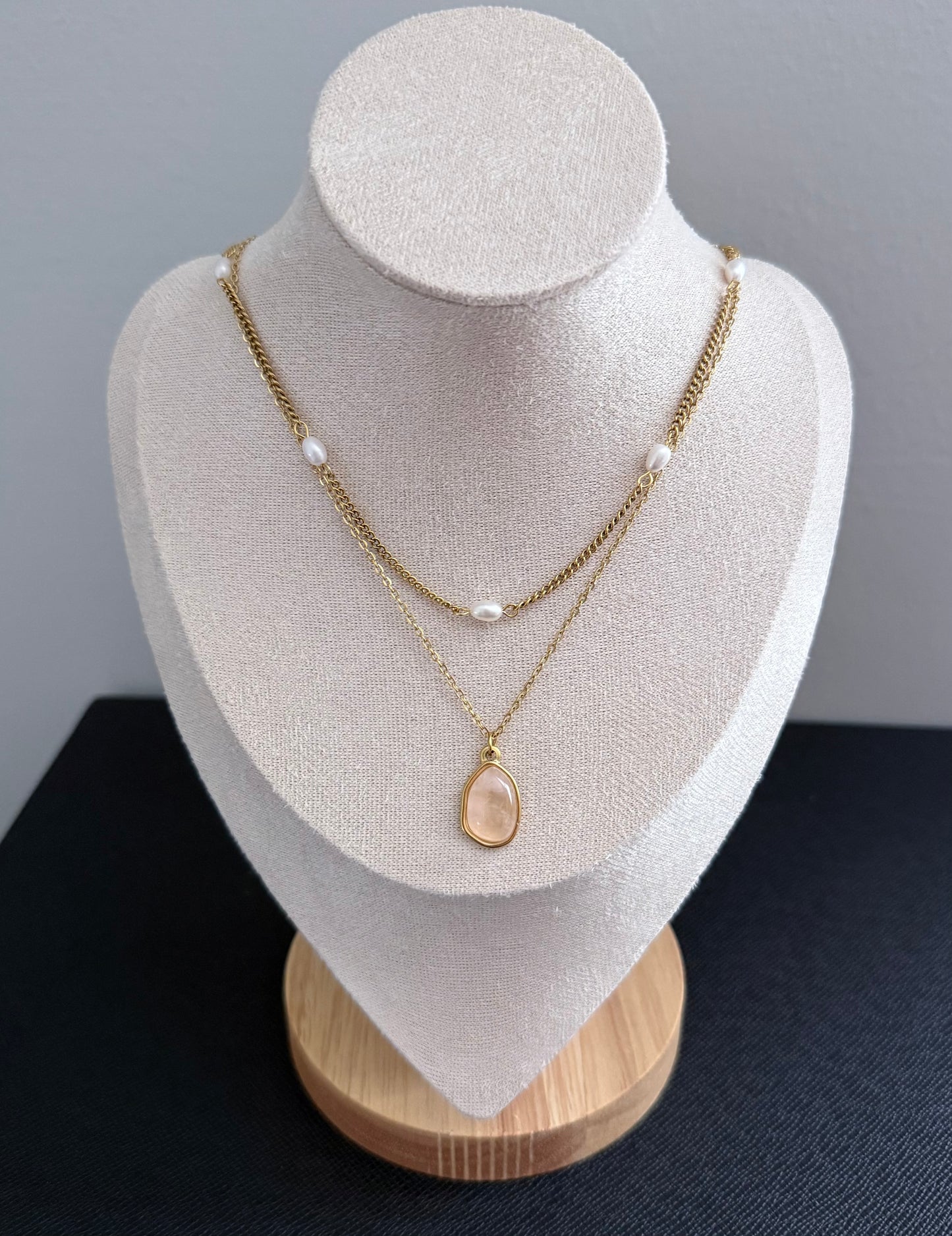 Elara Stone Pendant Necklace