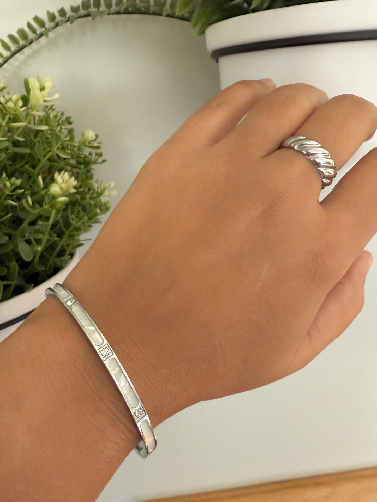 Domeira Rings