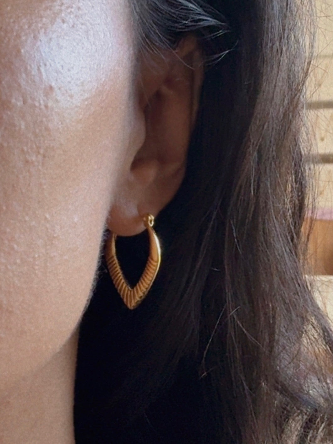 Linear Pointed Hoop Earrings
