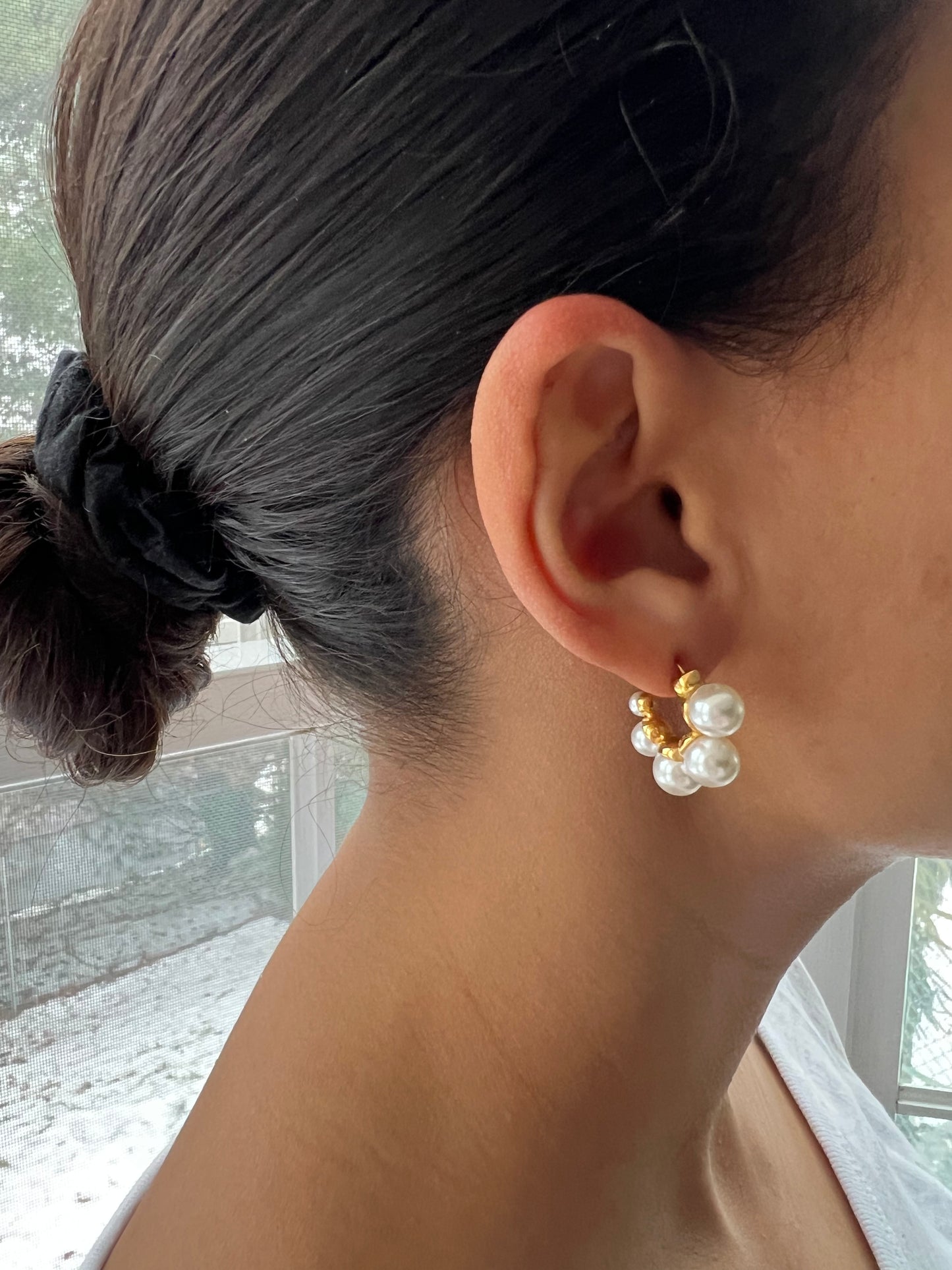 C Shape Pearl Earrings