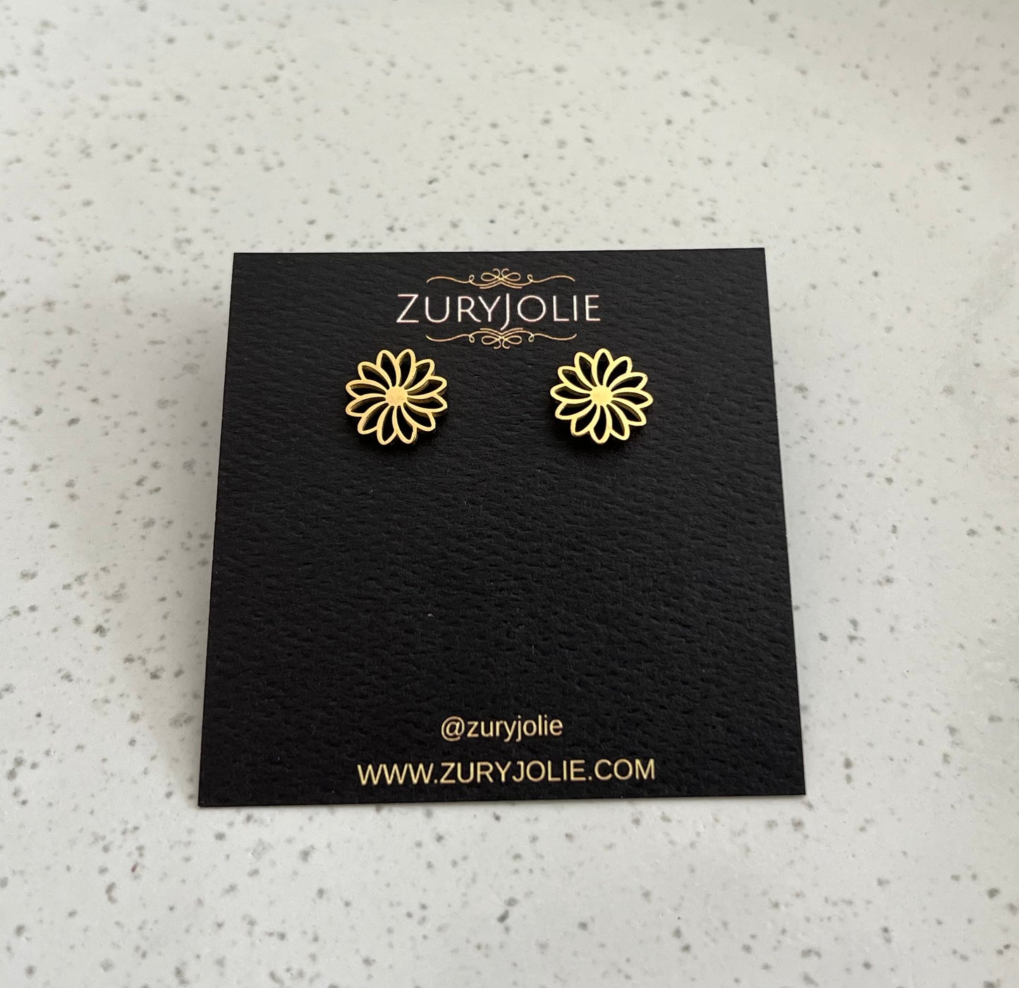 Daisy Stud Earrings