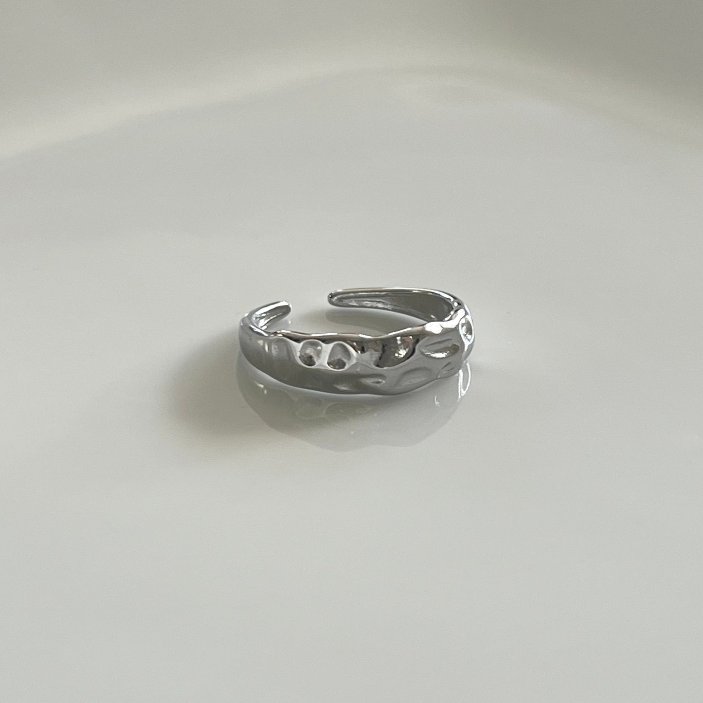 Crated Ring