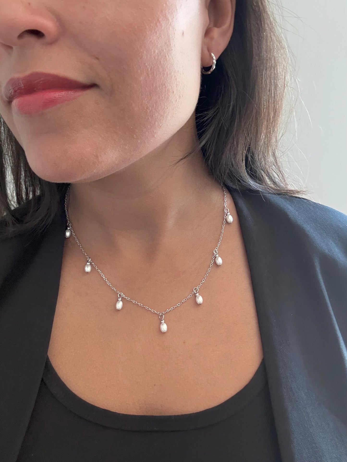Pearl whisper Necklace
