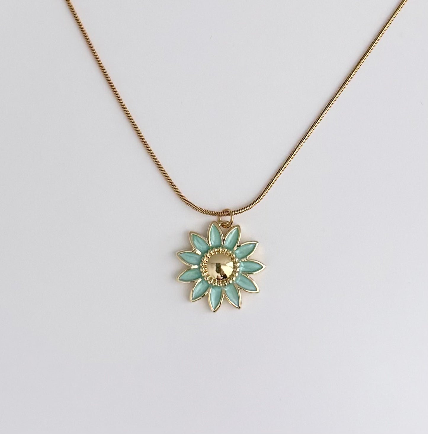 Flower Pendant Necklace