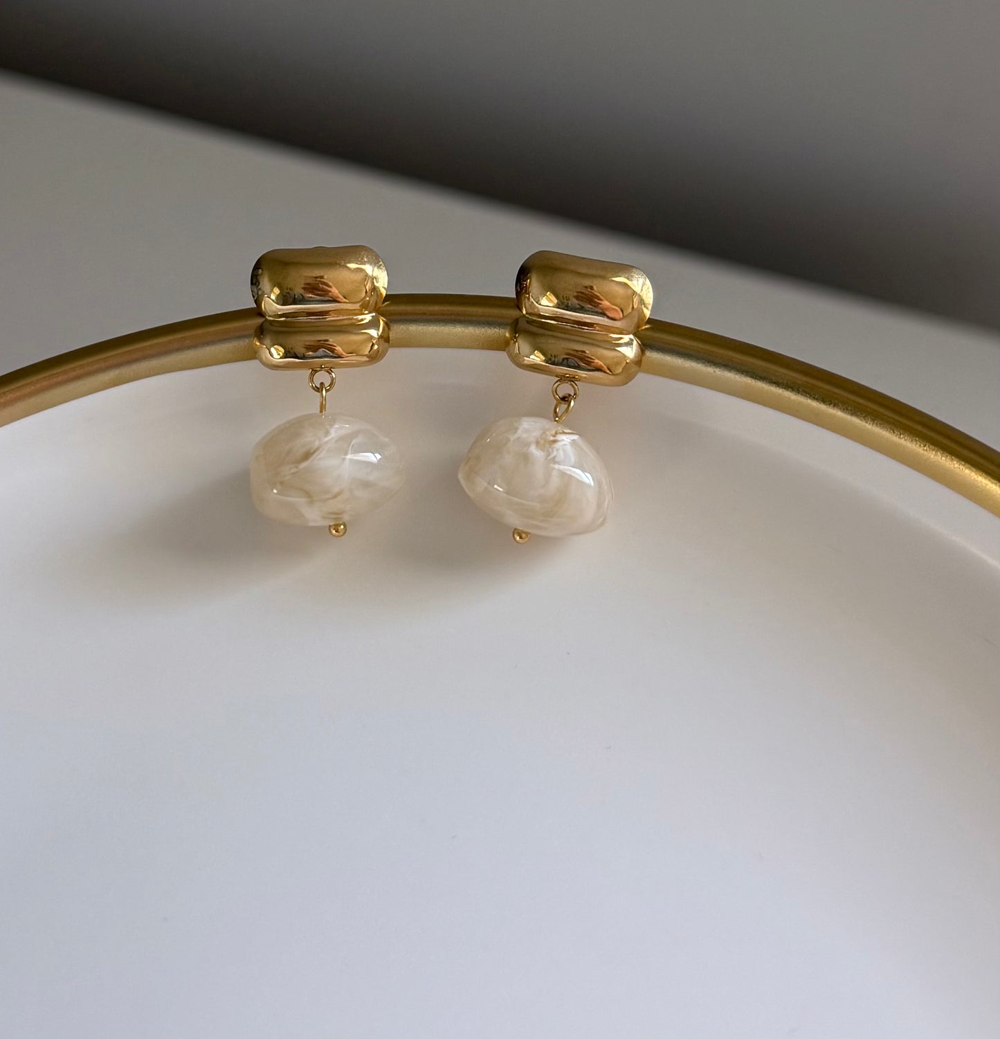 Alara Drop Earrings