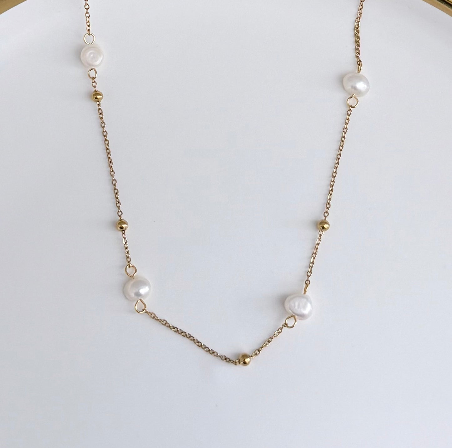 Isla Pearl Necklace