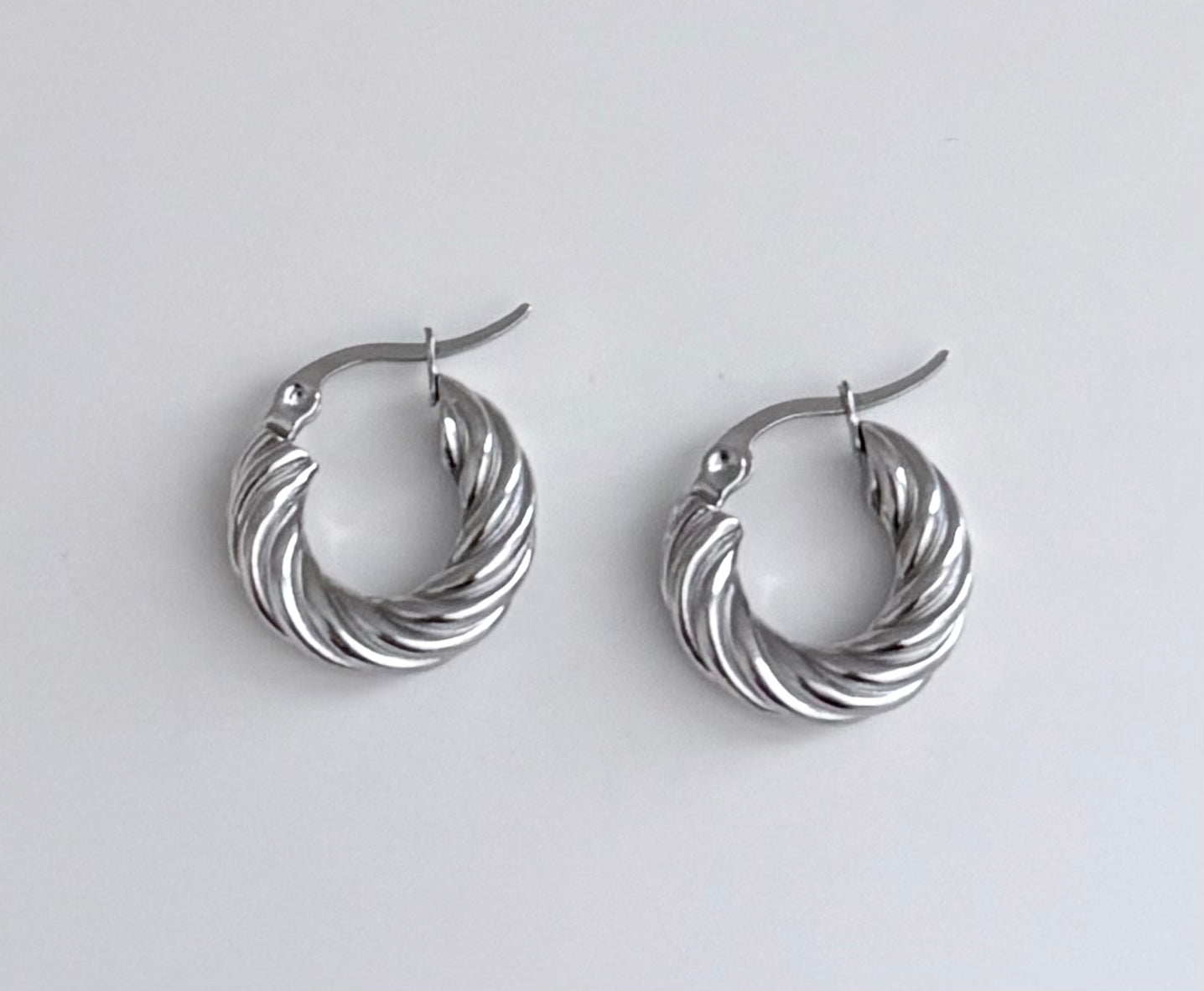 Le-twist Earrings