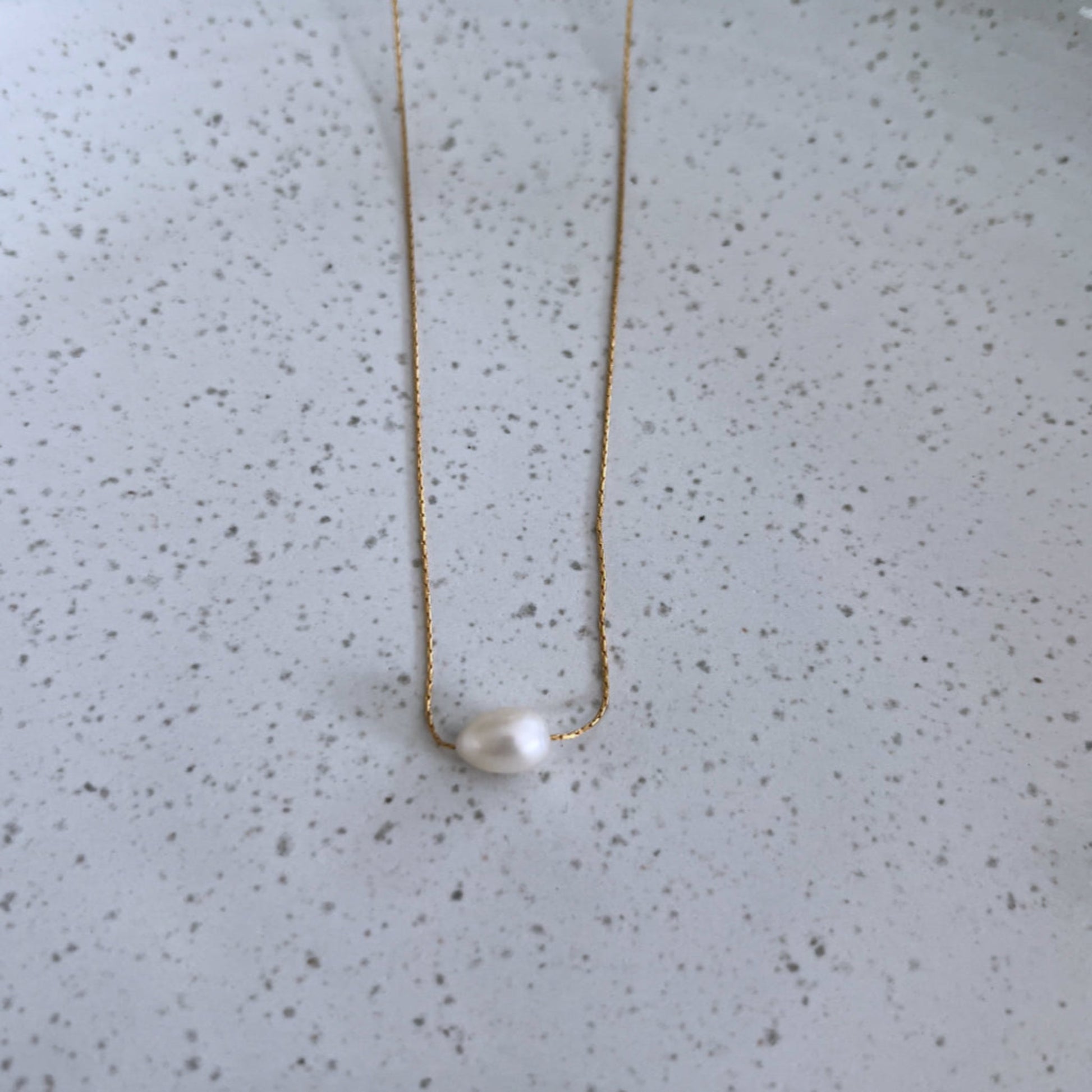 fresh water pearl pendant necklace