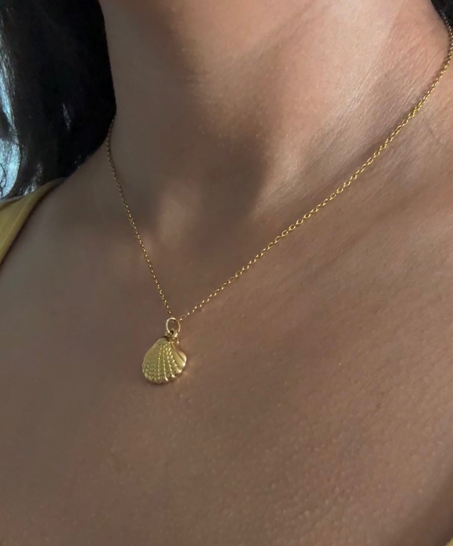 Golden Shell Necklace