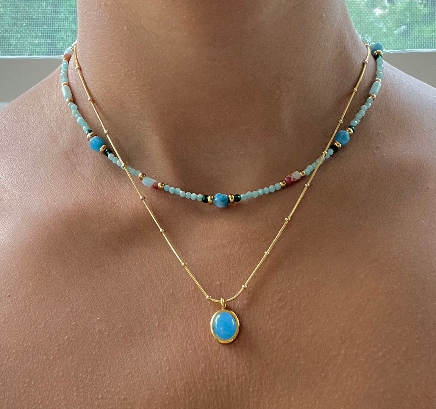 pendant layered necklace